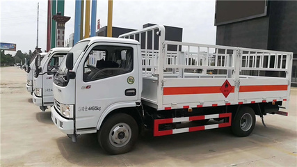 國六東風(fēng)多利卡8類危險(xiǎn)品廂式運(yùn)輸車 全面解析圖片、參數(shù)與價(jià)格